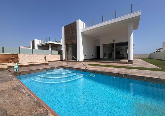 Villa in Villamartin