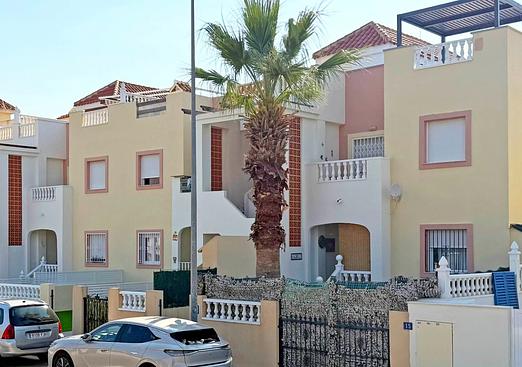 Apartment in Orihuela Costa
