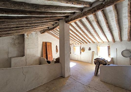Country house in Yecla