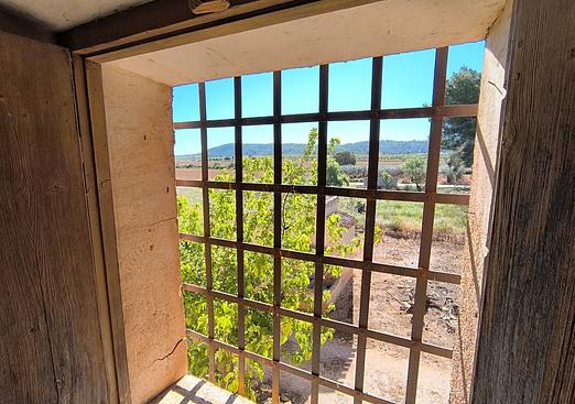 Country house in Yecla