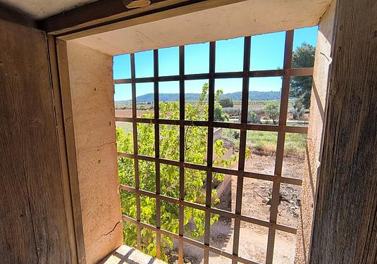 Country house in Yecla