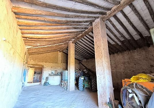 Country house in Yecla