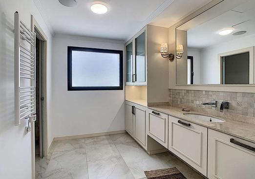 Villa in Cumbre del Sol