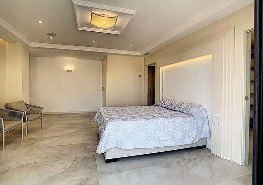 Villa in Cumbre del Sol