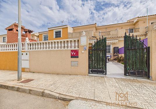 Villa in Los Belones