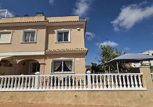Villa in Orihuela Costa