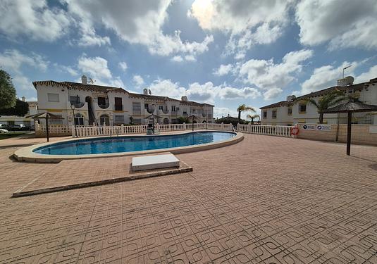 Apartment in San Miguel de Salinas