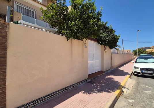 Town house in Torrevieja