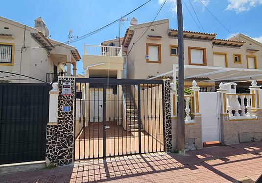 Apartment in Orihuela Costa