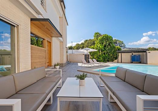 Villa in Alfas del Pi