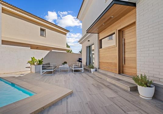 Villa in Alfas del Pi