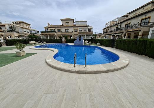 Apartment in Orihuela Costa