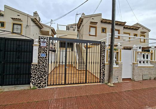 Apartment in Orihuela Costa