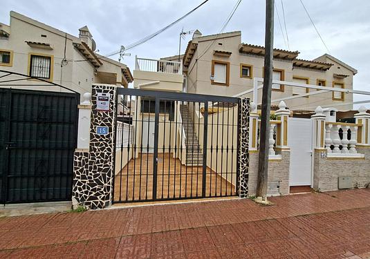 Apartment in Orihuela Costa