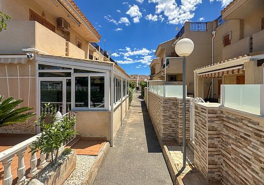 Bungalow in Orihuela Costa