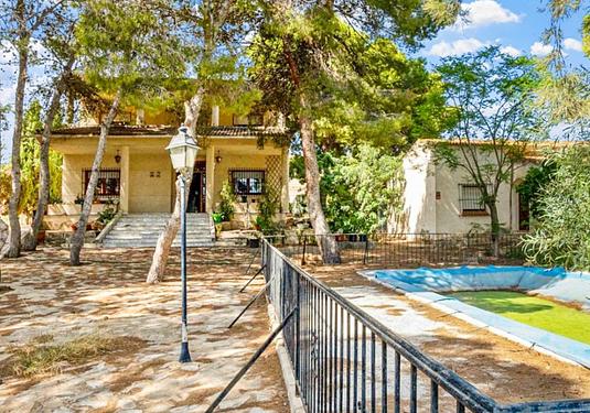 Villa in Torrevieja