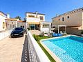 Villa in Los Dolses