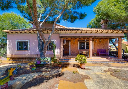Villa in San Miguel de Salinas