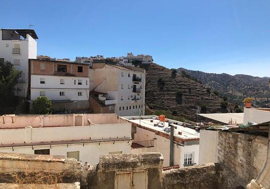 Town house in Alora