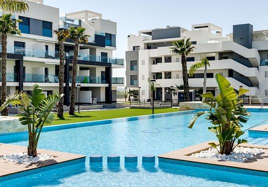 Apartment in El Raso
