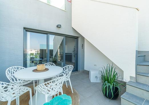 Apartment in El Raso