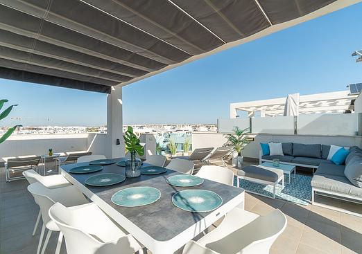 Apartment in El Raso