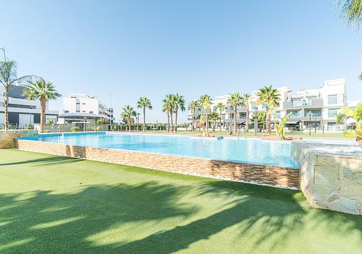 Apartment in El Raso