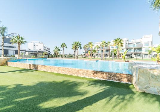 Apartment in El Raso