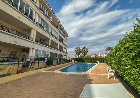 Apartment in Orihuela Costa