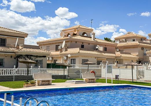 Apartment in Orihuela Costa