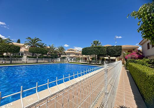 Apartment in Orihuela Costa