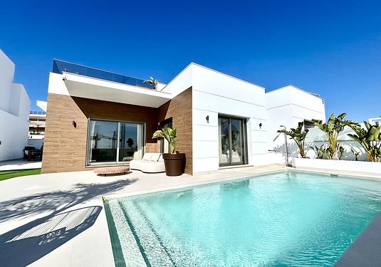 Villa in Las Filipinas