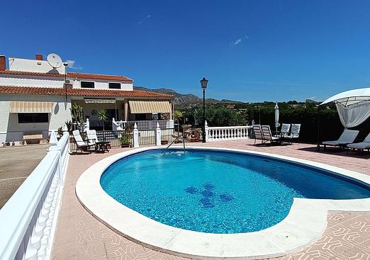 Villa in Crevillent