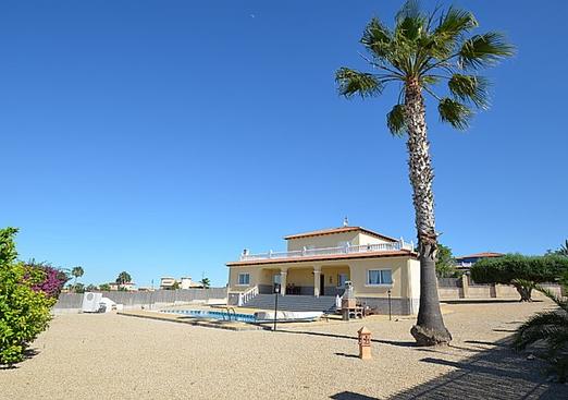 Villa in Campos del Río