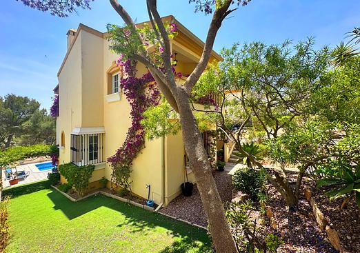 Villa in Orihuela Costa