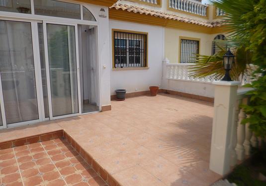 Town house in Playa Flamenca