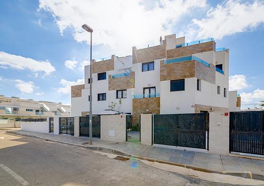 Town house in Villamartin