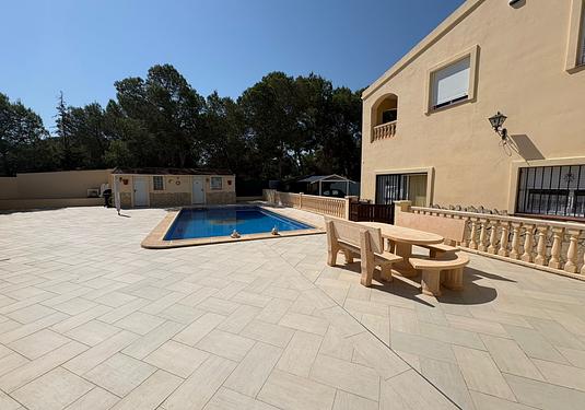 Villa in Canadas De San Pedro