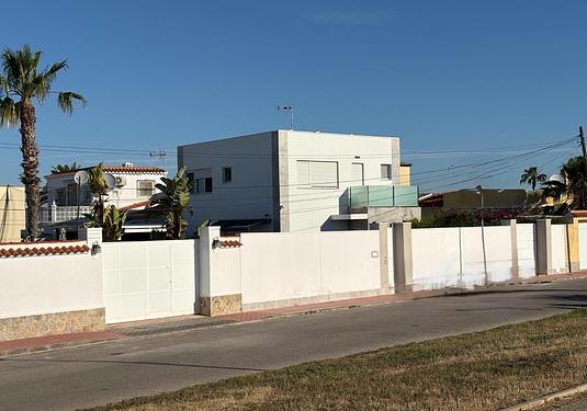 Villa in Torrevieja