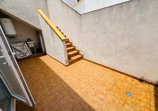 Town house in Daya Nueva