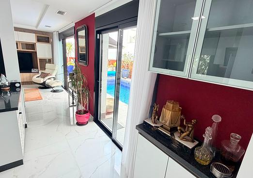 Villa in Los Montesinos