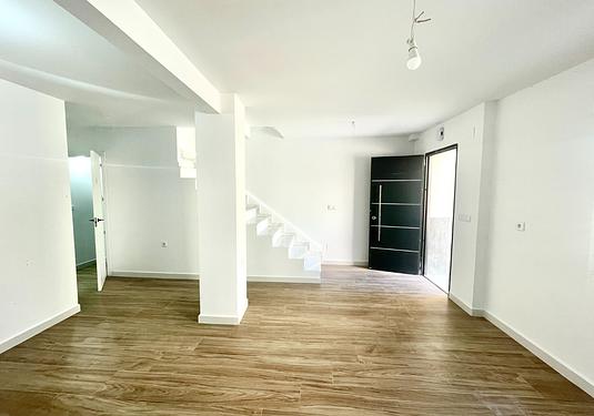 Town house in Daya Vieja