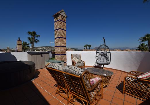Villa in Algorfa