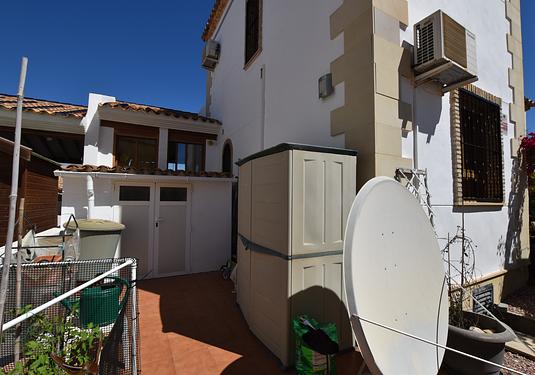 Villa in Algorfa