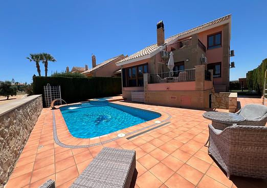 Villa in Algorfa