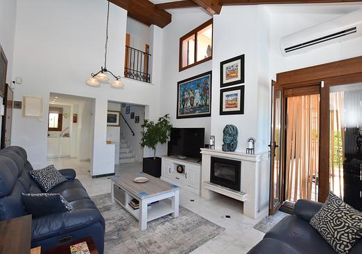 Villa in Algorfa