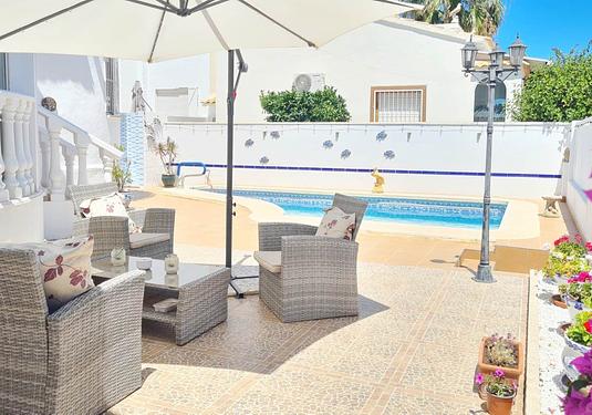 Villa in Orihuela Costa