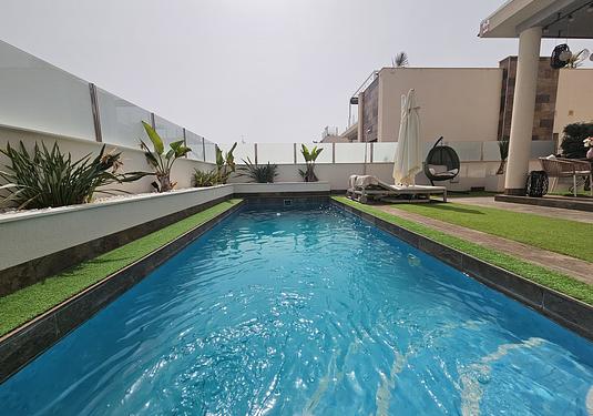 Villa in Villamartin