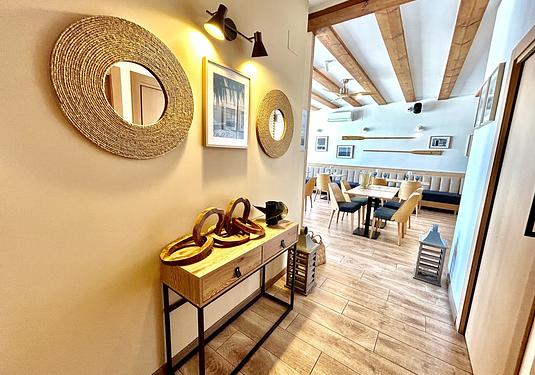 Commercial in Cabo Roig