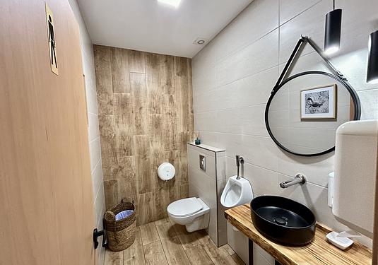 Commercial in Cabo Roig